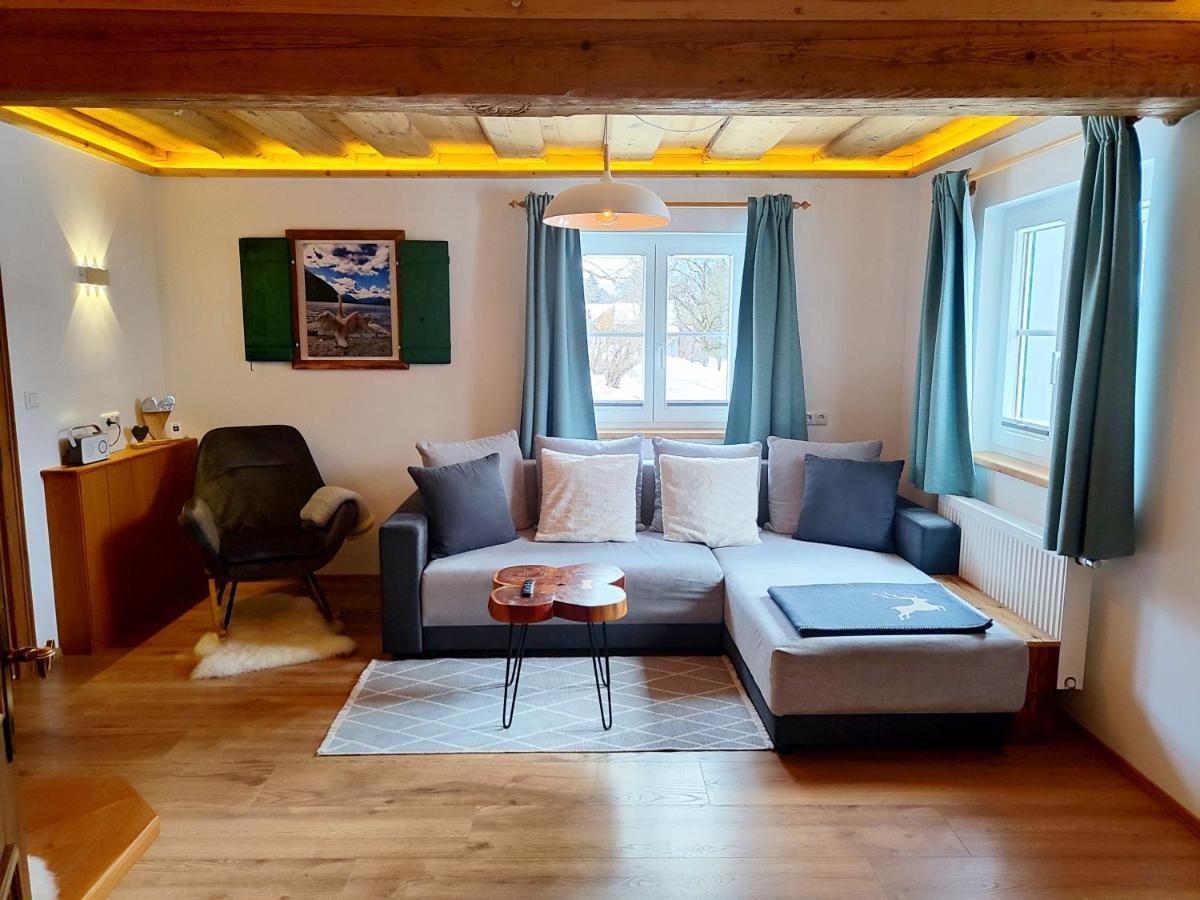 Ferienwohnung Grundlsee, Willkommen In Mami'S Ferienwohnung Exterior foto